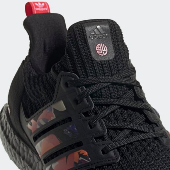 adidas ULTRABOOST DNA LUNAR NEW YEAR - Picture 8 of 12
